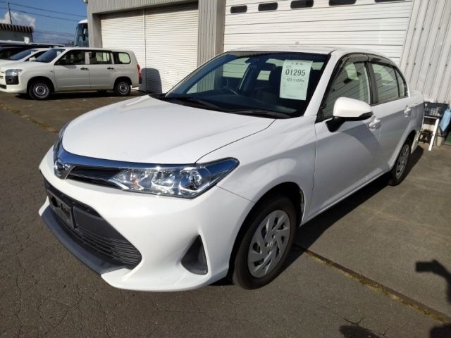 1295 Toyota Corolla axio NZE164 2018 г. (LUM Hokkaido Nyusatsu)